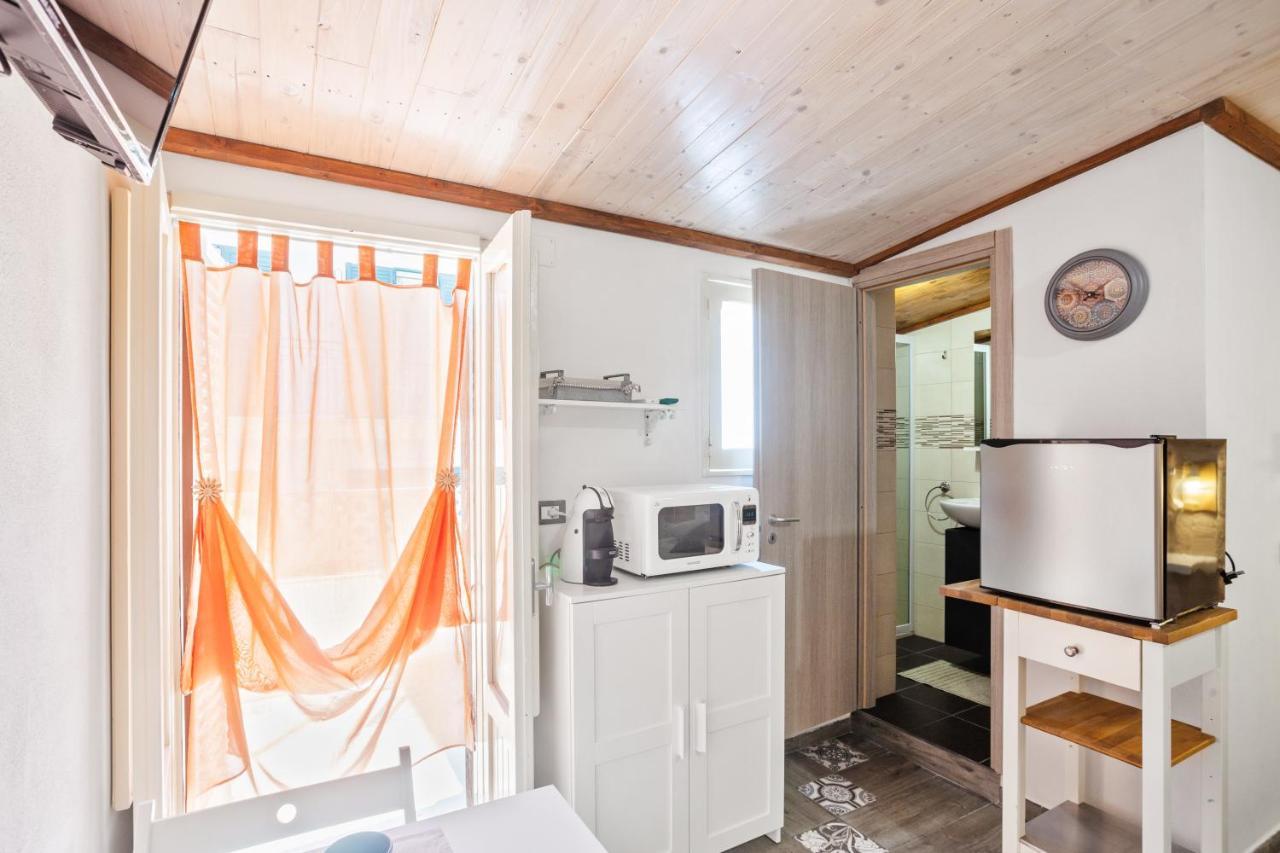 Tiny House 19 Terrace Aparment Apartment Polignano a Mare Luaran gambar
