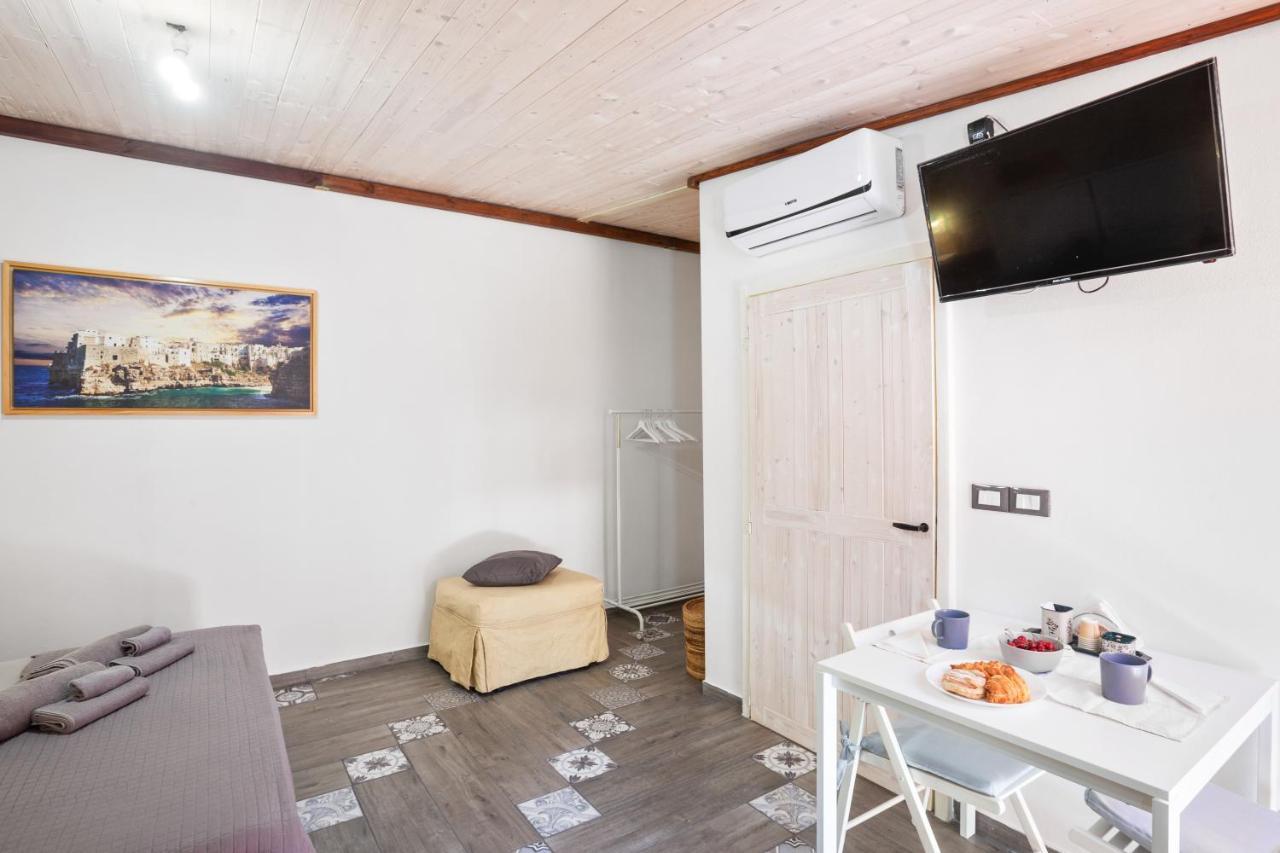 Tiny House 19 Terrace Aparment Apartment Polignano a Mare Luaran gambar